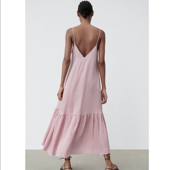 NWT ZARA TEXTURED MIDI DRESS - Picture 2 of 5